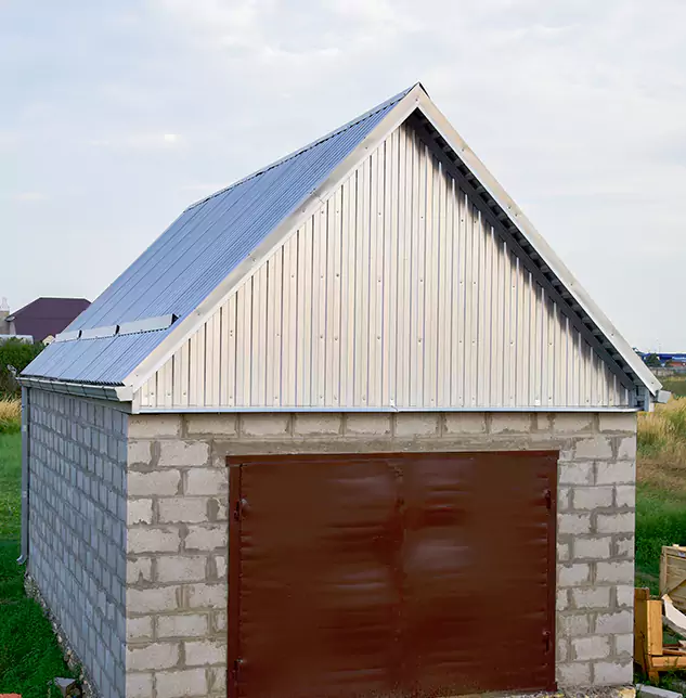 Trusted Garage Roof Repair Company: Keeping Algonquin, IL Properties Sealed and Secure
