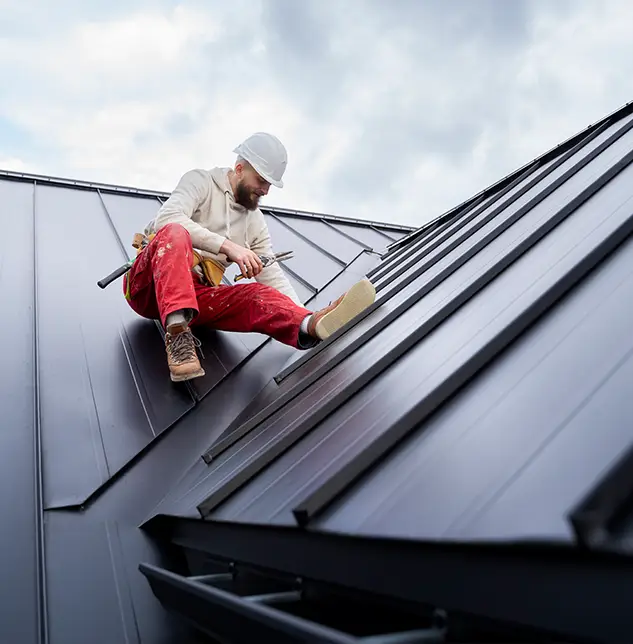 Reliable Roof Eaves Repair Company in Algonquin, IL: Protecting Your Home's Edge