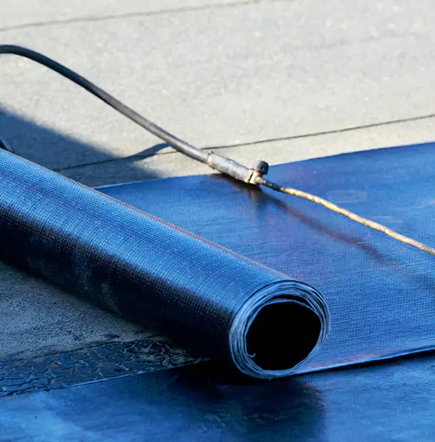 Expert Rubberized Roof Patch Solutions: Restoring Algonquin's Flat Roofs to Peak Performance