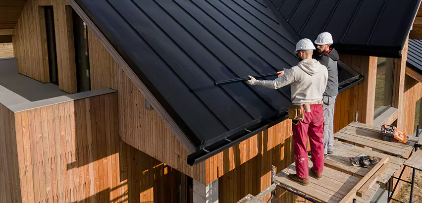 Professional Soffit Repair Services in Algonquin, IL