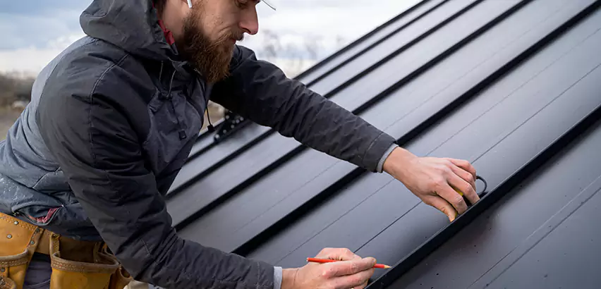 Professional Steel Roof Repair Services in Algonquin, IL